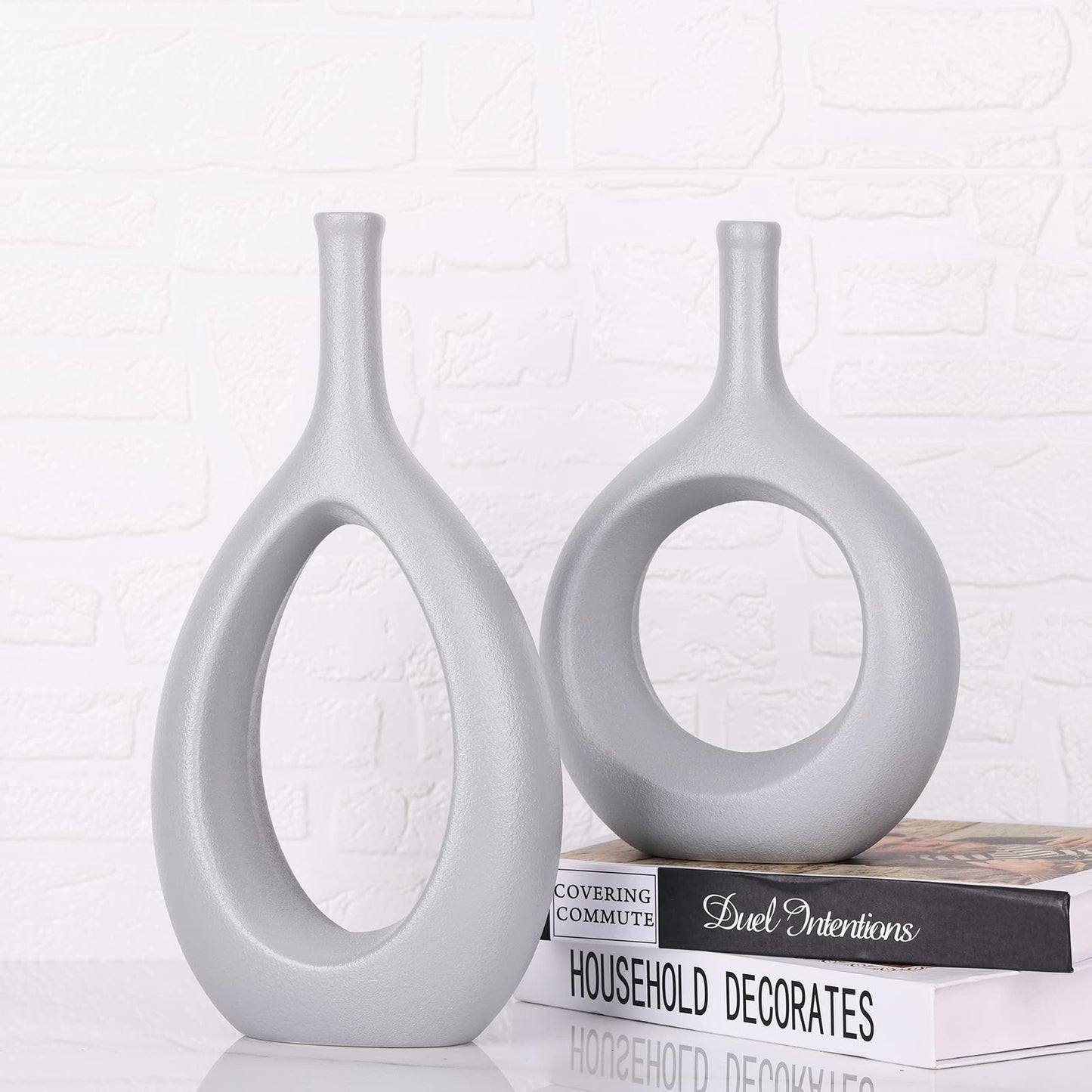 Gray Round Hollow-Out Vase Decor Set