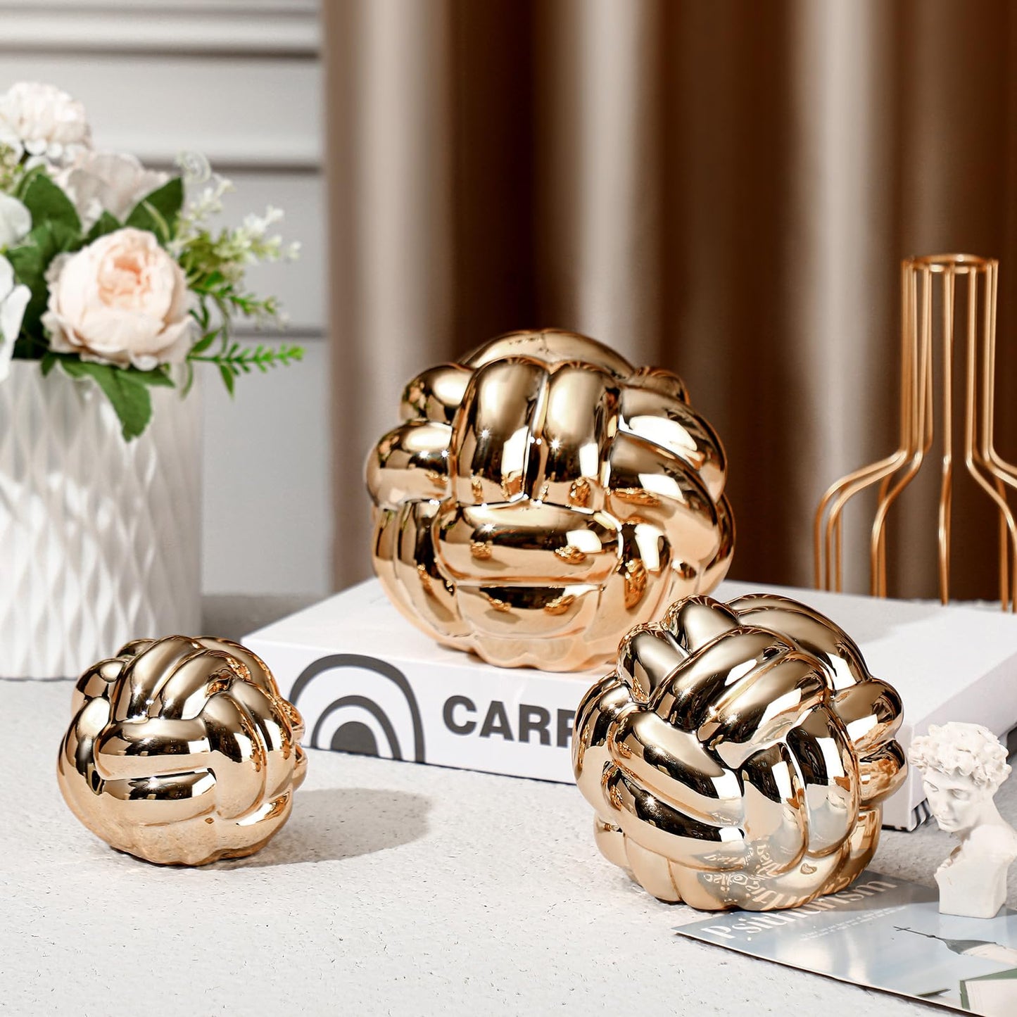 Gold Knot Ball Accent Decor Set
