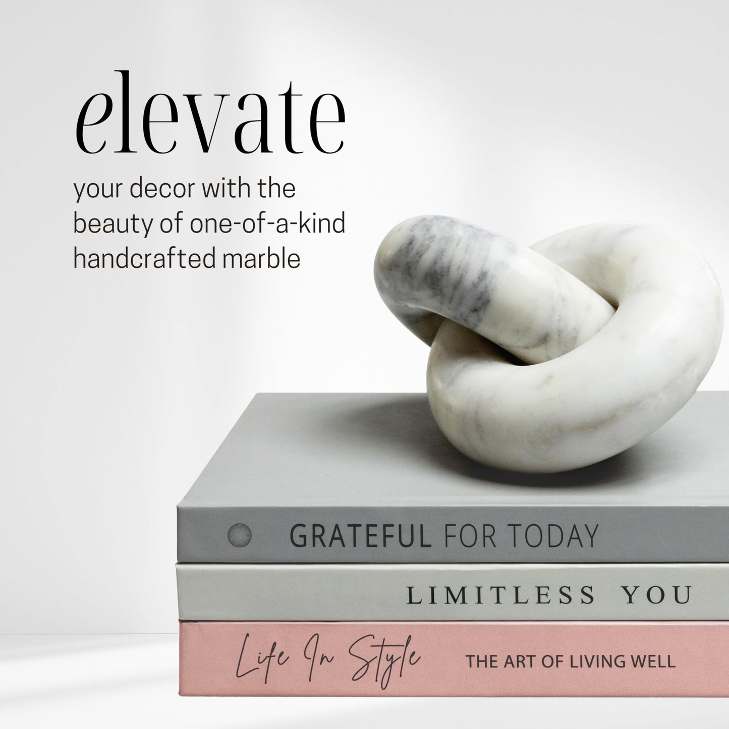 White & Gray Marble Chain Link Décor